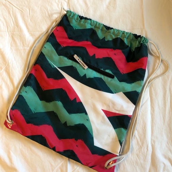 Diadora Sling String Bag - Picture 3 of 5